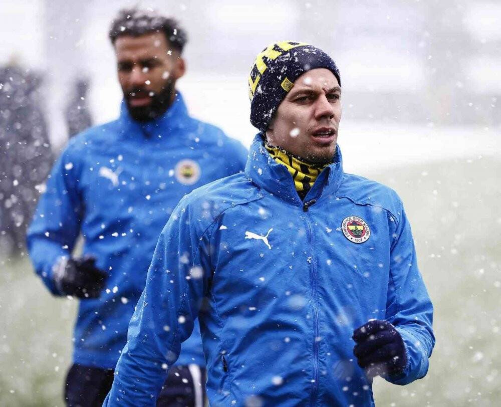 Fenerbahçe, Konyaspor maçı hazırlıklarını tamamladı