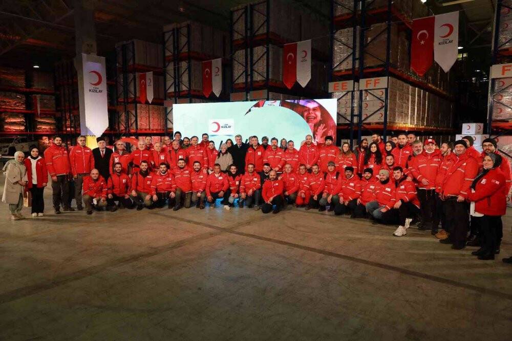 Kızılay’a 6 saatte 104 milyon liralık rekor bağış