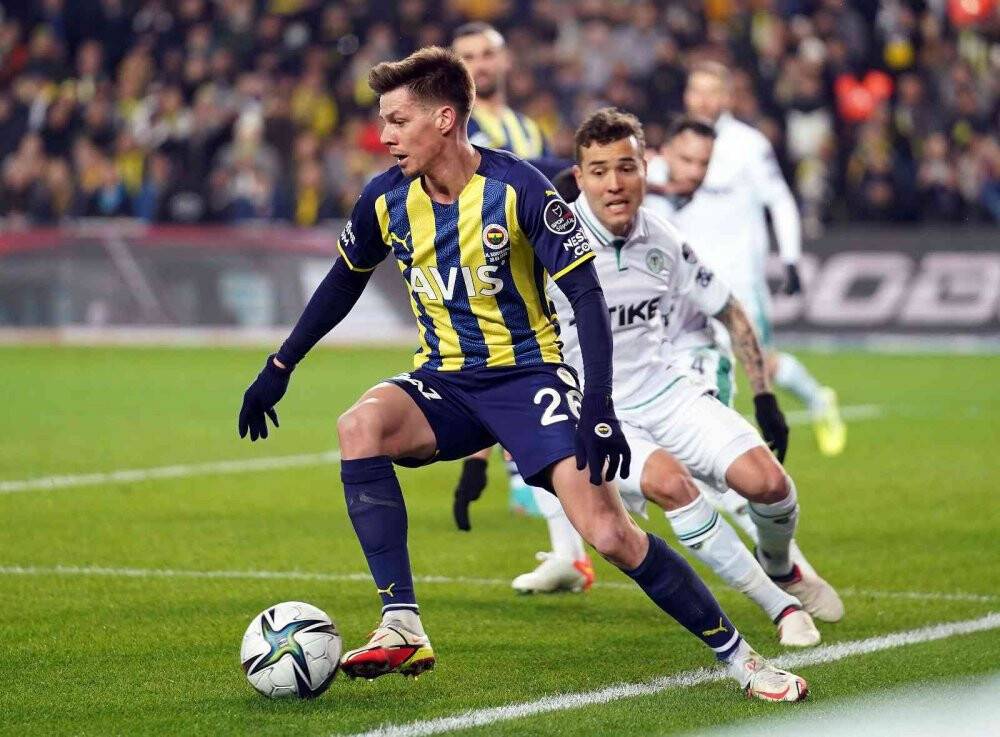 Spor Toto Süper Lig: Fenerbahçe: 0 - Konyaspor: 1 (İlk yarı)