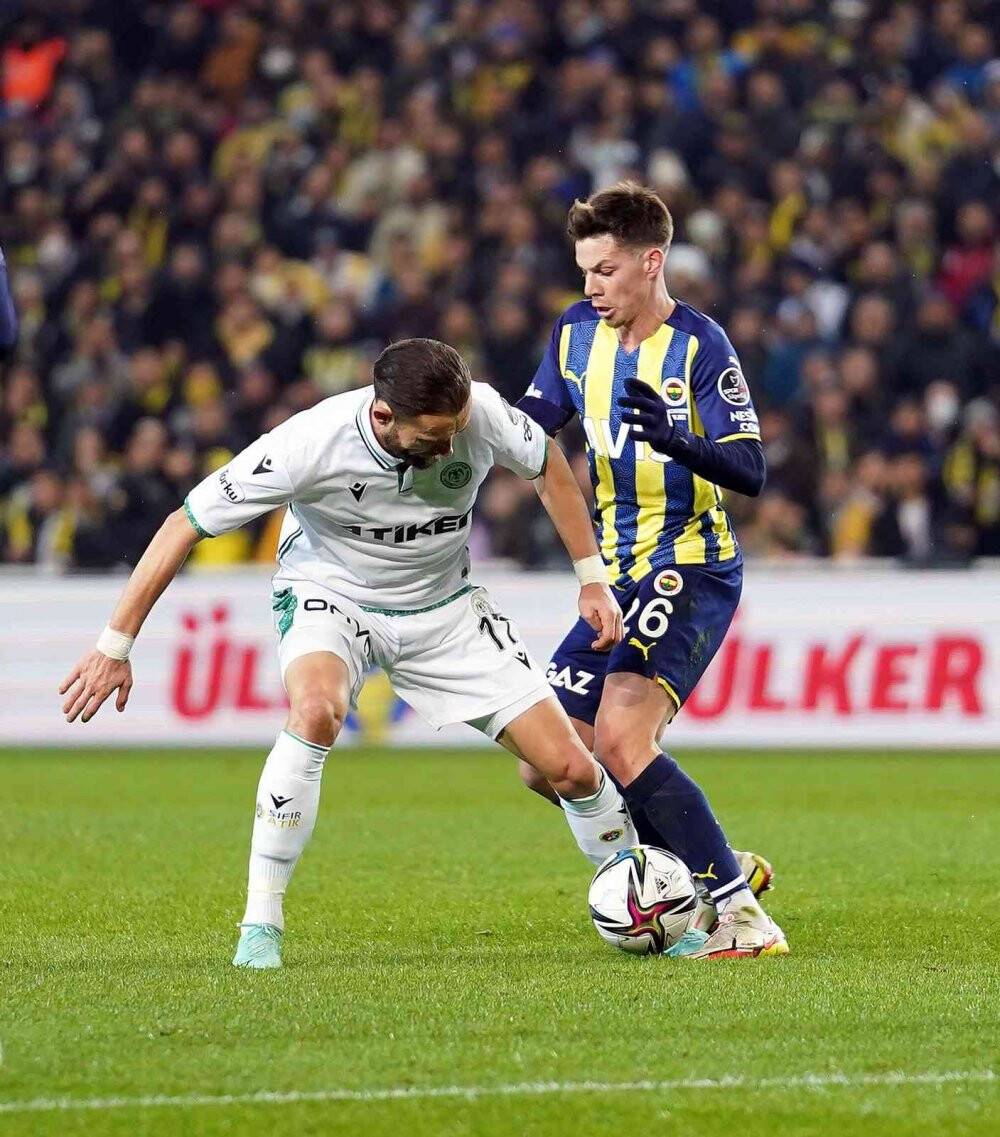 Spor Toto Süper Lig: Fenerbahçe: 0 - Konyaspor: 1 (İlk yarı)