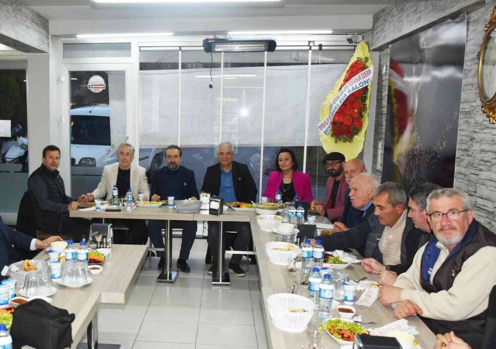 Elinin hamuruyla kulüp başkanı oldu
