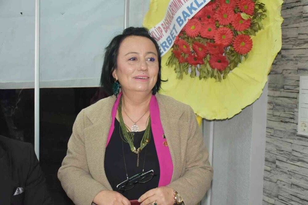 Elinin hamuruyla kulüp başkanı oldu