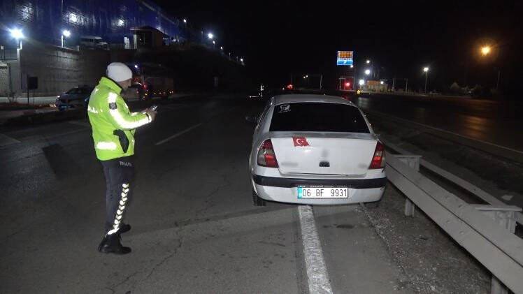 Otobüs ile otomobil çarpıştı: 5 çocuk yaralandı