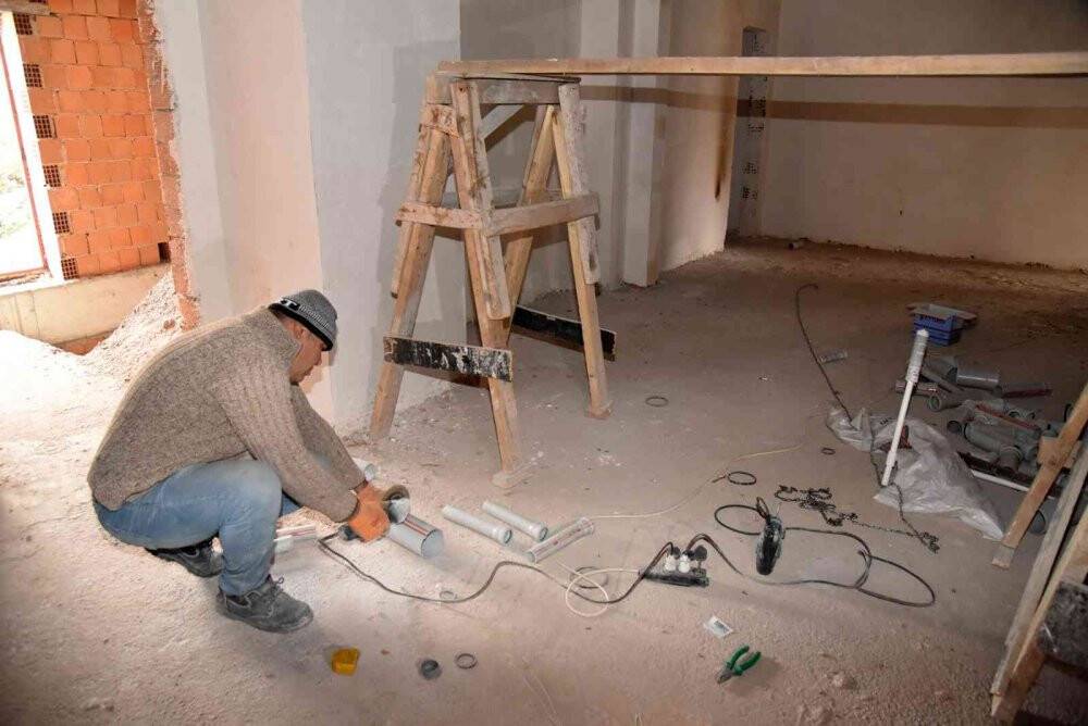 Selçuklu’da "Bedir Sağlık ve Sosyal Tesisi"nde çalışmalar sürüyor