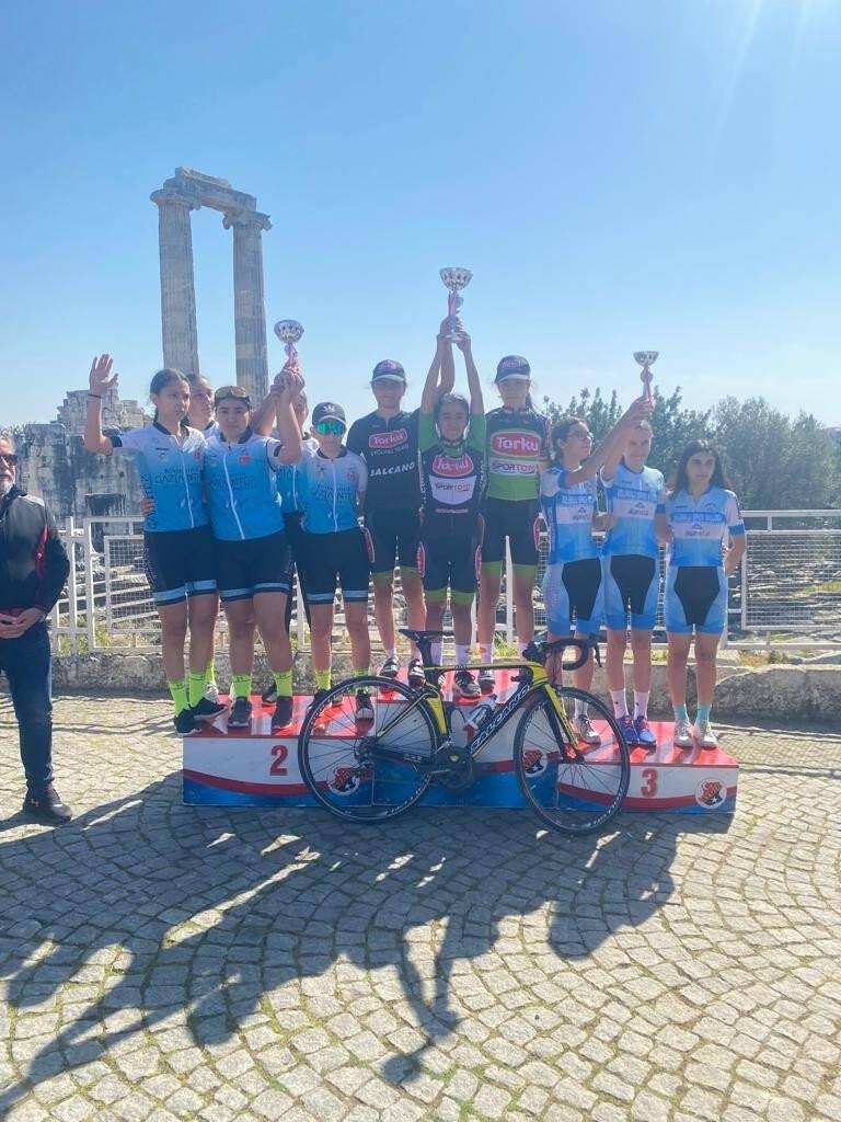 Torku şampiyonlukları topladı