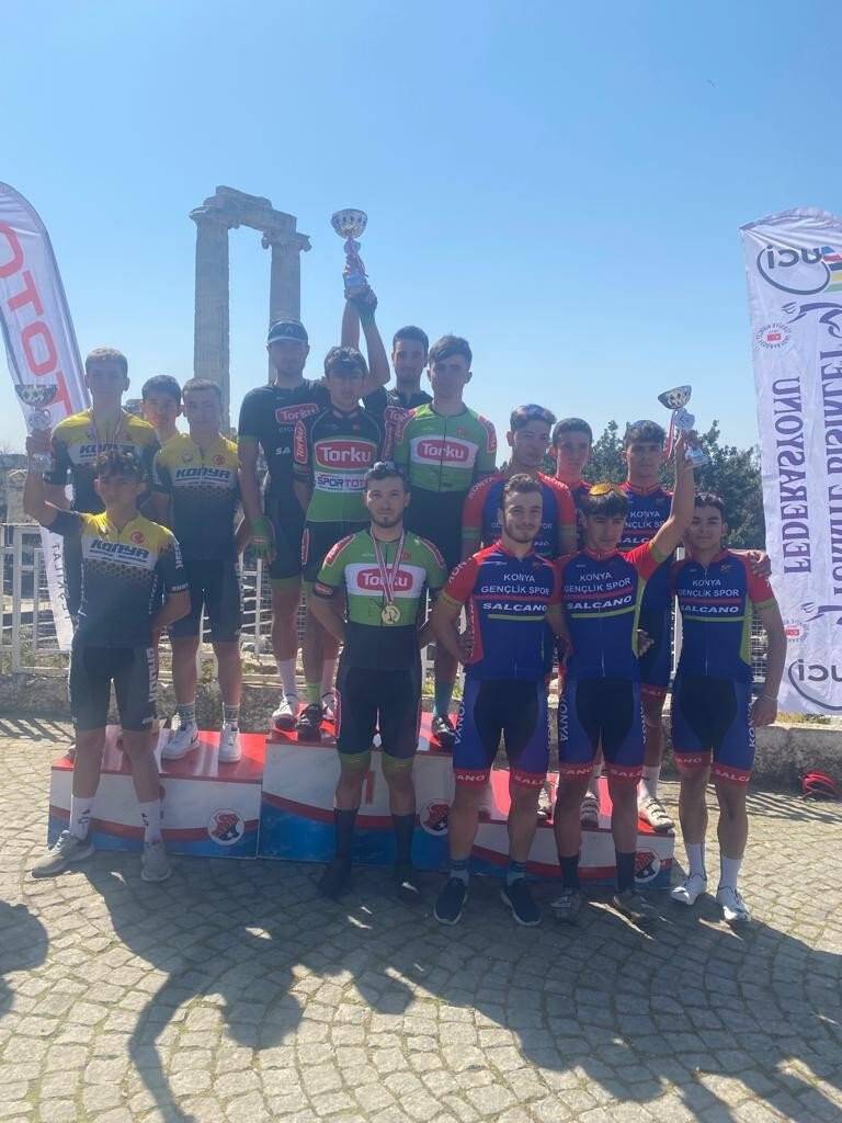 Torku şampiyonlukları topladı