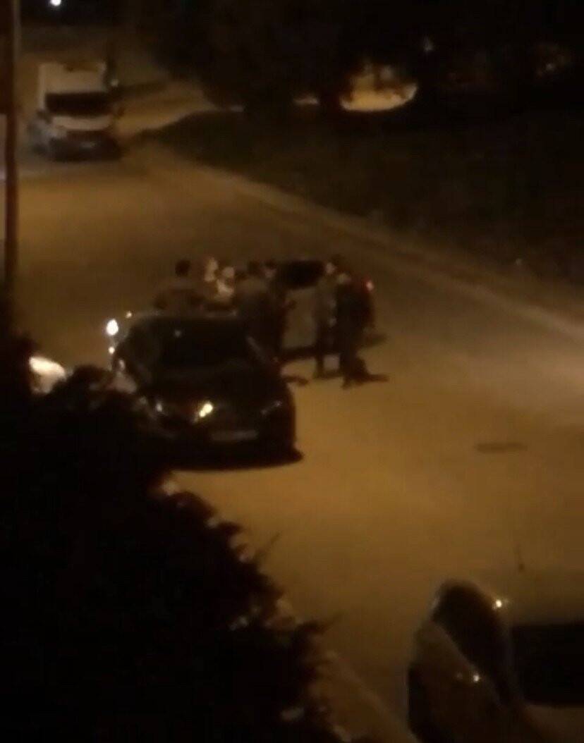 Trafikte başlayan tartışma kavgaya dönüştü... O anlar kamerada