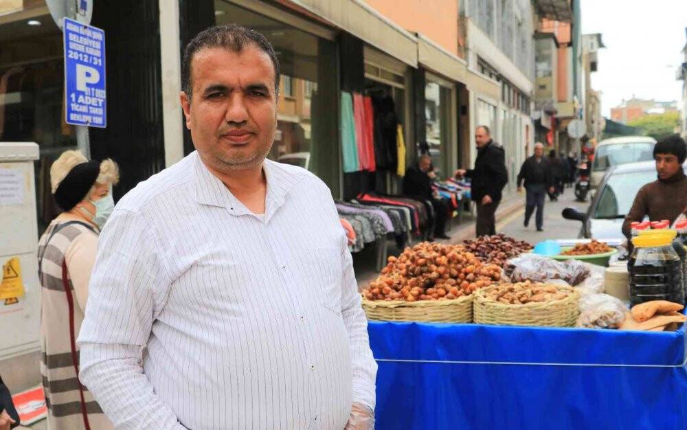 Davutoğlu’na tepki gösteren esnaf konuştu: 'İhanet haini vurur'