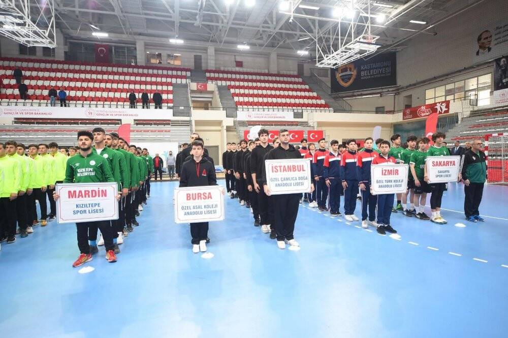 Okul Sporları Gençler Türkiye Hentbol Şampiyonası başladı
