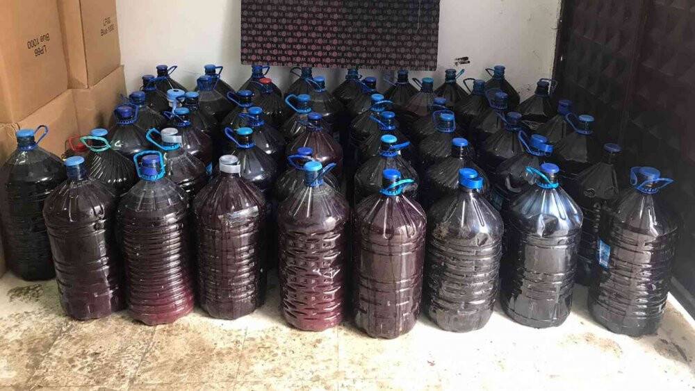 Polis battaniyeyi kaldırınca ortaya çıkardı