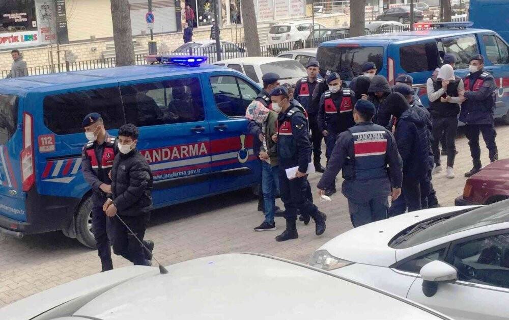 Hayalet-2 operasyonu: 8 gözaltı