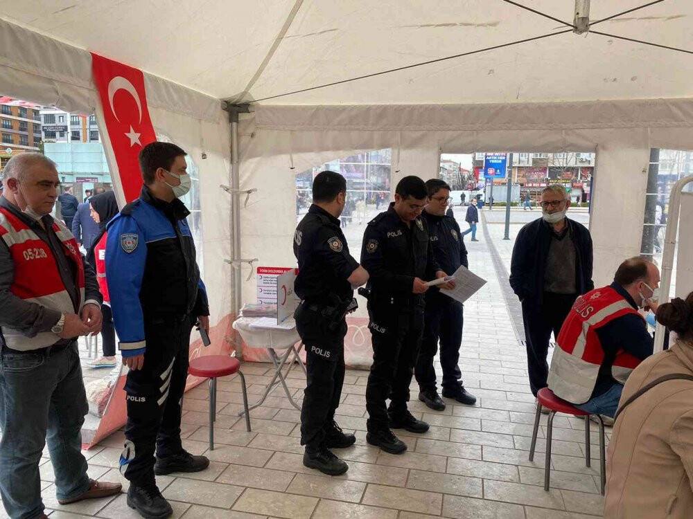 İstanbul polisinden anlamlı destek