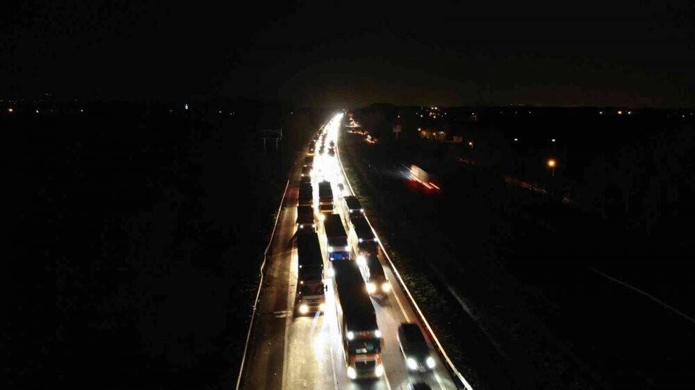 TEM’de feci kaza : 7 yaralı