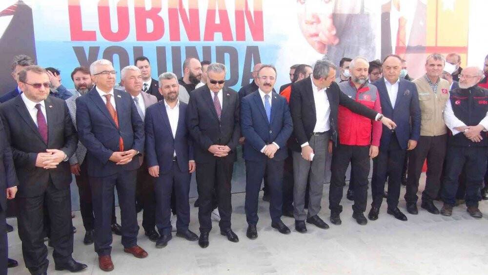 Türkiye’den Lübnan’a 91 tır bin 484 ton insani yardım