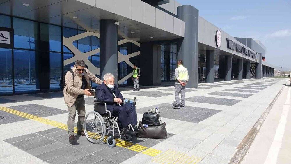 Anadolujet uçağı teknik arıza yaptı