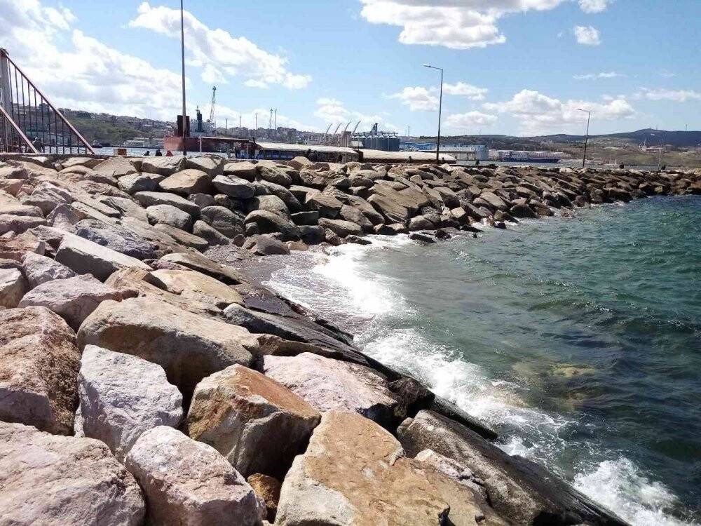 Bandırma’da üç ay önce çekilen deniz normale dönüyor