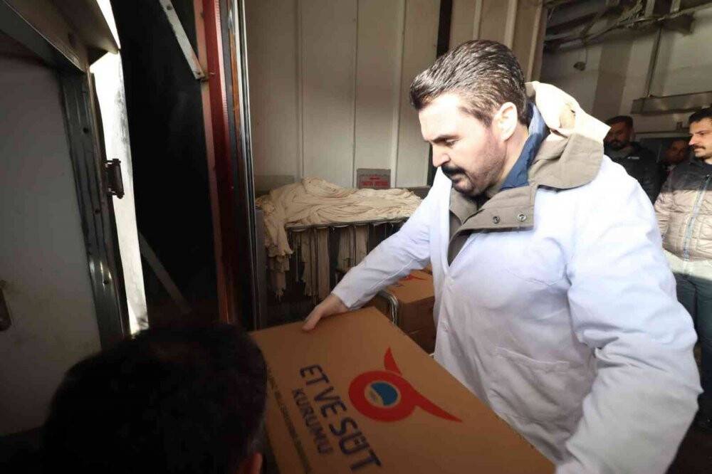 Başkan Sayan, Ramazan ayı boyunca ihtiyaç sahibi ailelere et yardımı yapacak