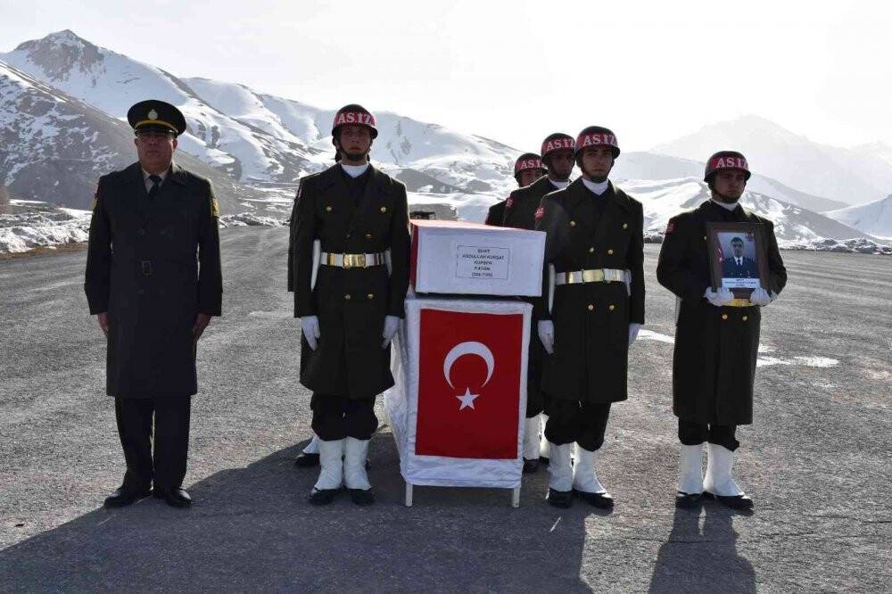 Hakkari’de şehit asteğmen için tören düzenlendi