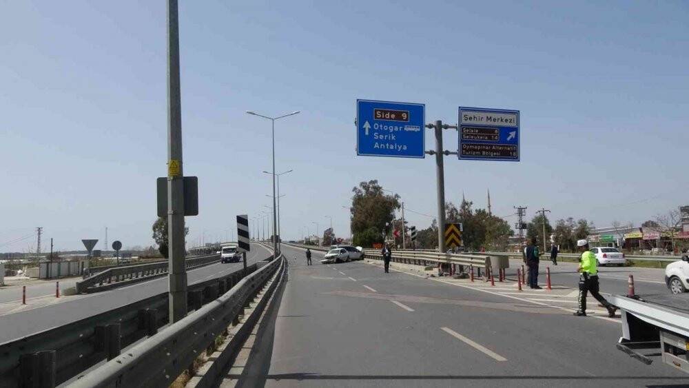 Kazada iki araç hurdaya döndü