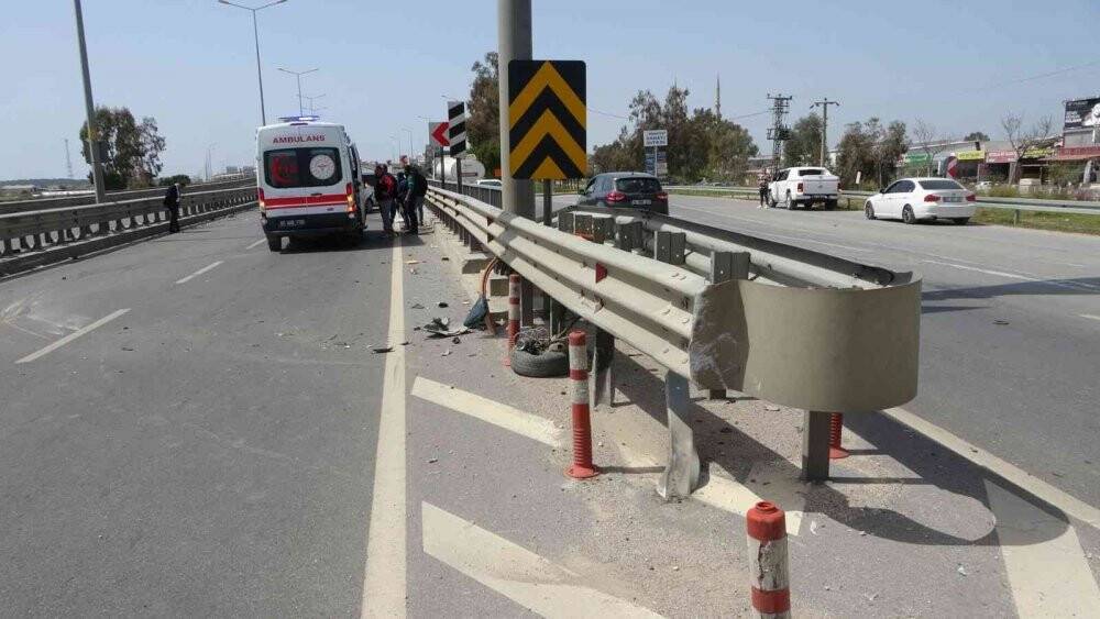 Kazada iki araç hurdaya döndü