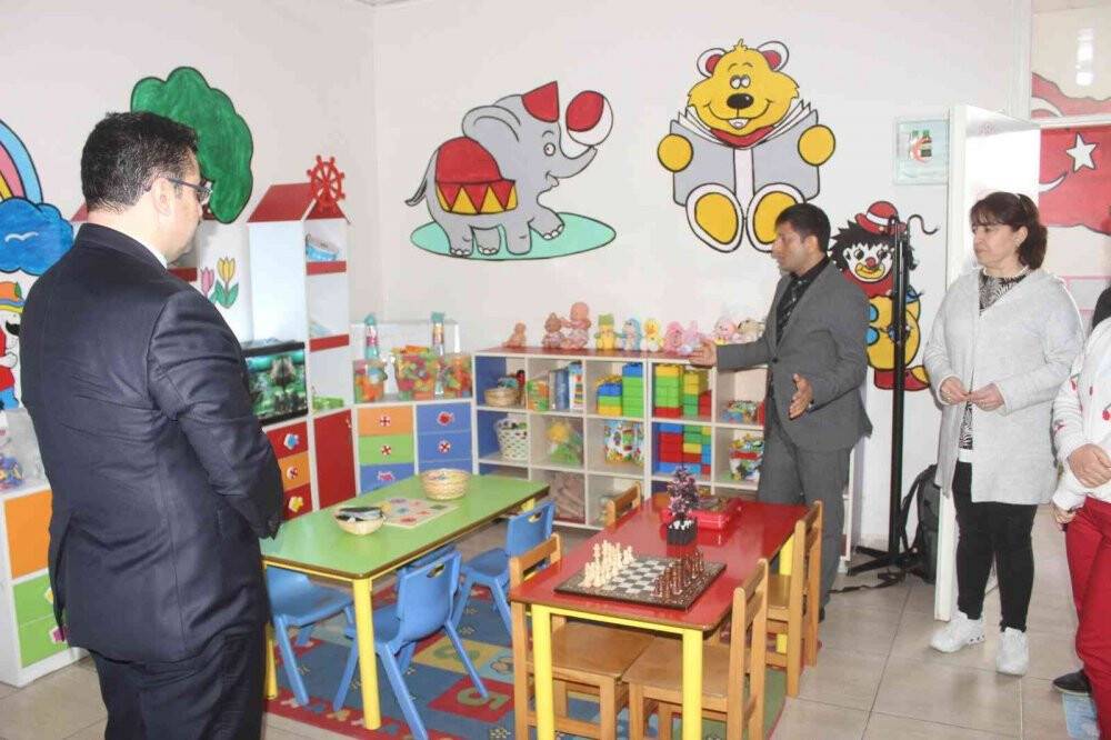 Çocuk teslimi  başladı