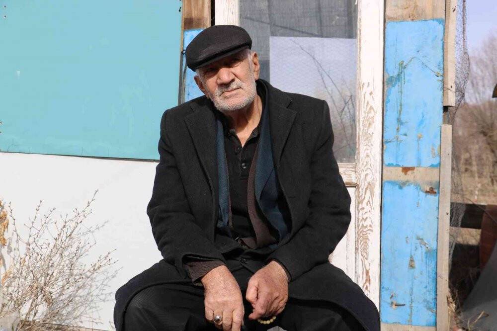 Güvercinlerine dadanan hırsızlarla baş edemiyor