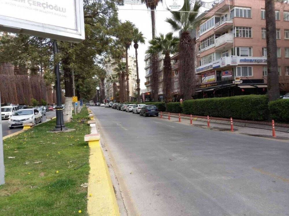 Akaryakıt zamları yolları boşalttı