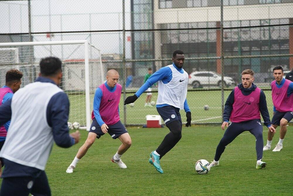 Çaykur Rizespor, Konyaspor hazırlıklarına başladı