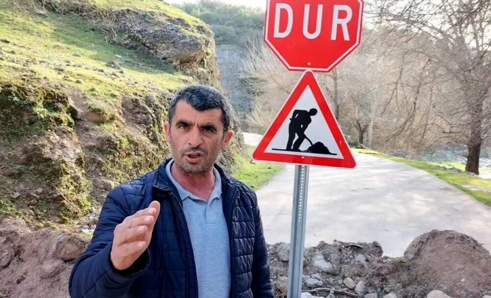 Heyelan nedeniyle kapanan yollarının açılmasını istiyorlar