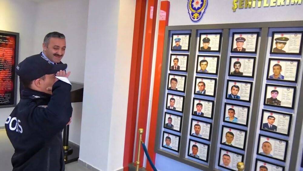 Isparta’da down sendromlu Yunus polis oldu