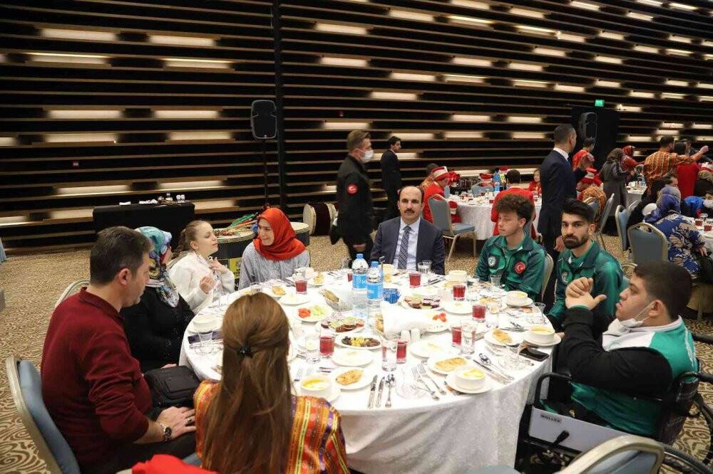 Başkan Altay: 'Birbirimize koşulsuz destek olduktan sonra aşılamayacak engel yoktur'