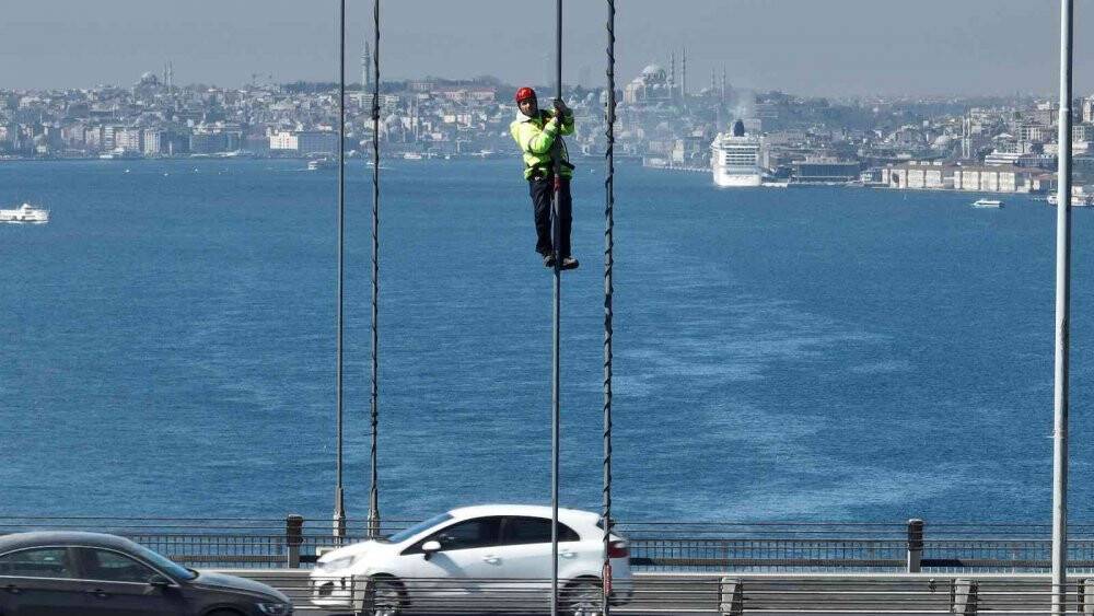 15 Temmuz Şehitler Köprüsü’ndeki bakım çalışması havadan görüntülendi