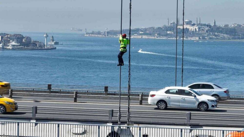 15 Temmuz Şehitler Köprüsü’ndeki bakım çalışması havadan görüntülendi