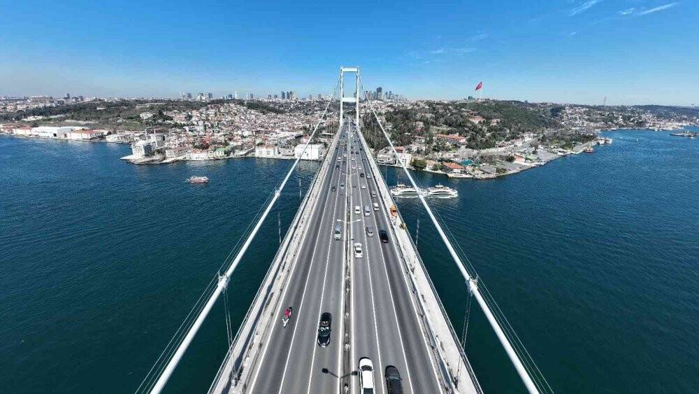 15 Temmuz Şehitler Köprüsü’ndeki bakım çalışması havadan görüntülendi