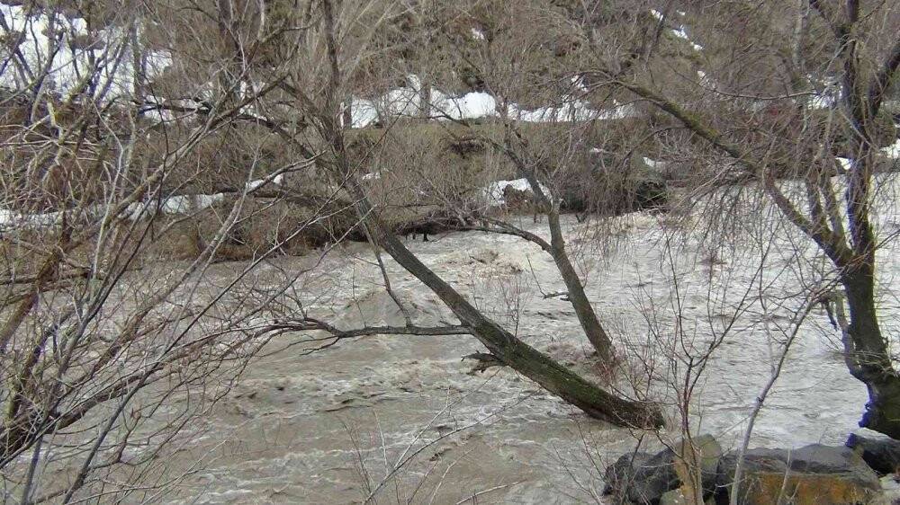 Kars’ta sel tehlikesi devam ediyor