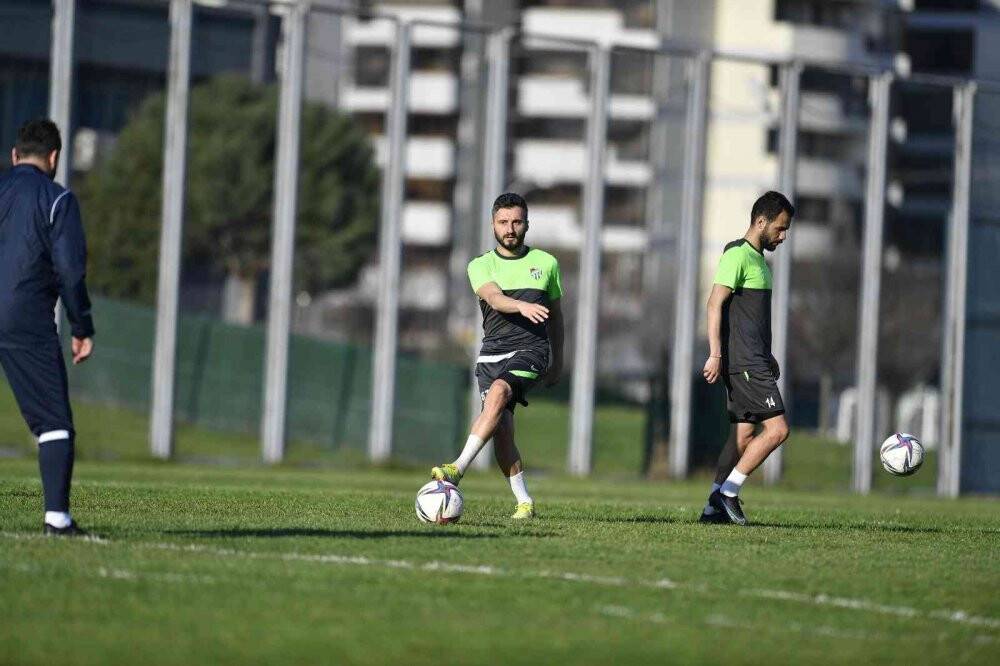 Bursaspor şut çalıştı