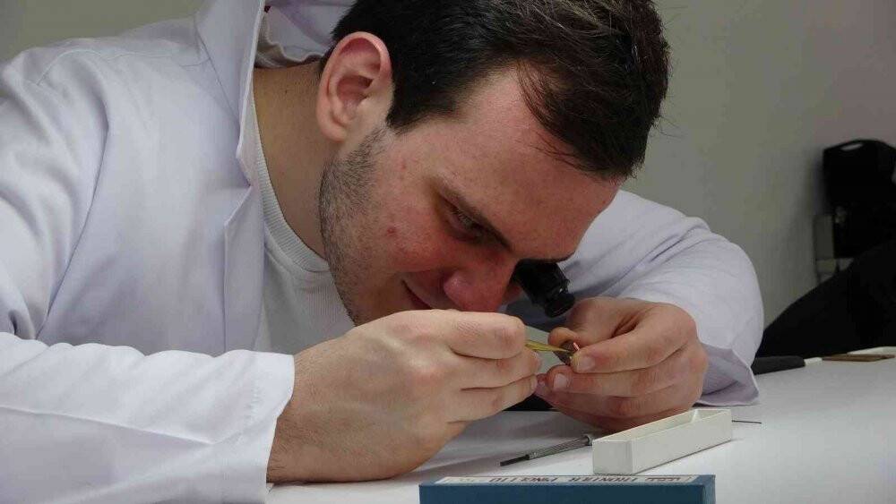 Cumhurbaşkanı Erdoğan’a hediye edilen saat bu okulda yapıldı