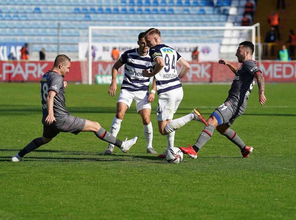 Fatih Karagümrük ile Kasımpaşa 10. randevuda