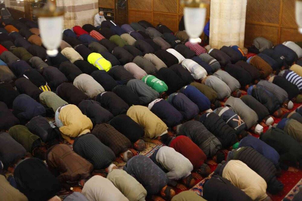 Konya’da Ramazan ayının ilk Cuma namazı kılındı