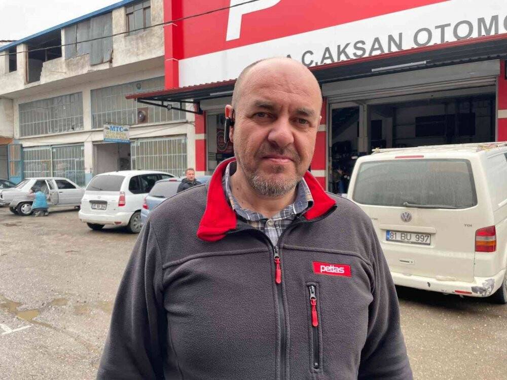 Oto lastikçilerde değişim yoğunluğu yaşanıyor