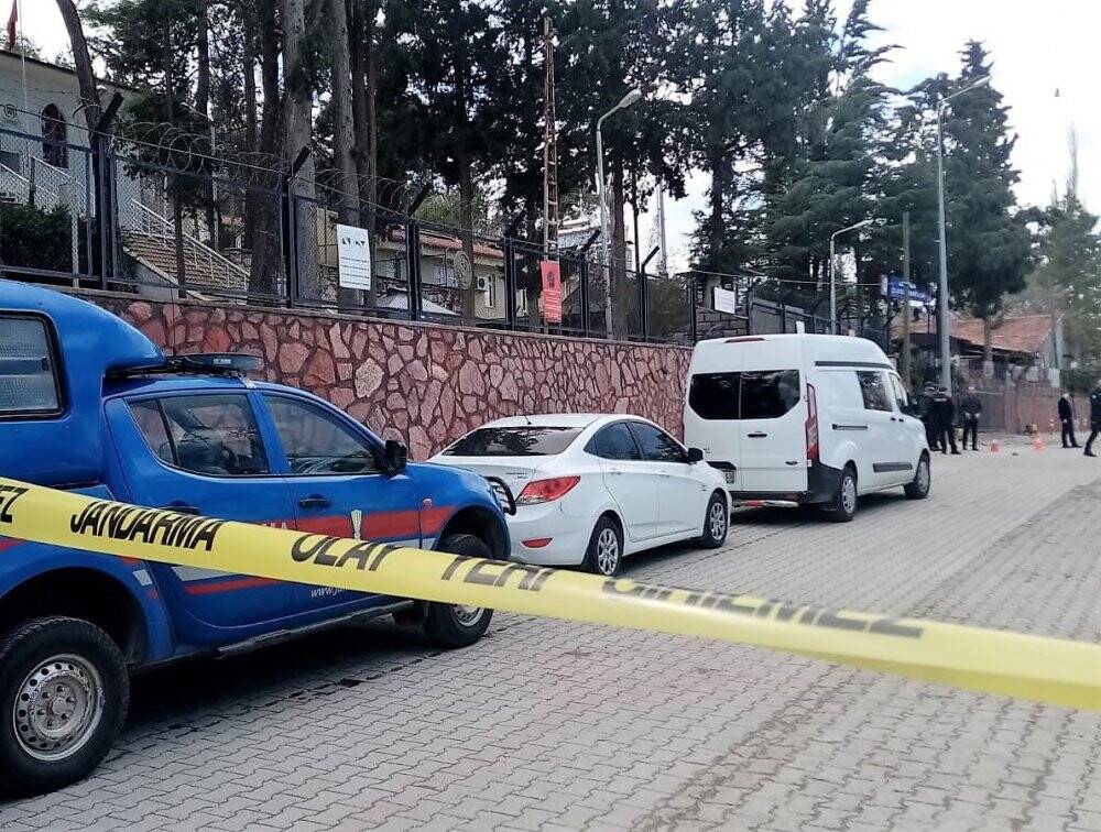 Ünlü doktor Naim Ünsal 10 kurşunla öldürdü