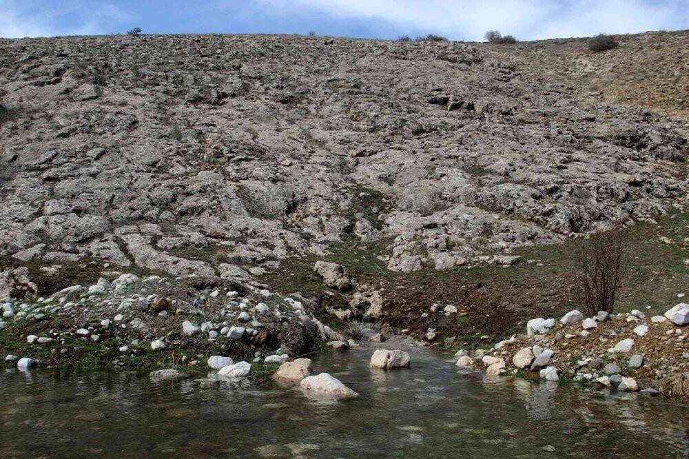 Bu köyün her yanından su fışkırıyor