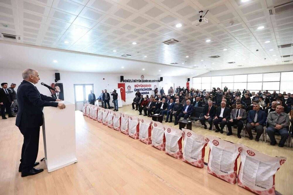 Çiftçiye sağlanan tohum desteğiyle 10 bin dekardan 36 milyonluk gelir sağlanacak