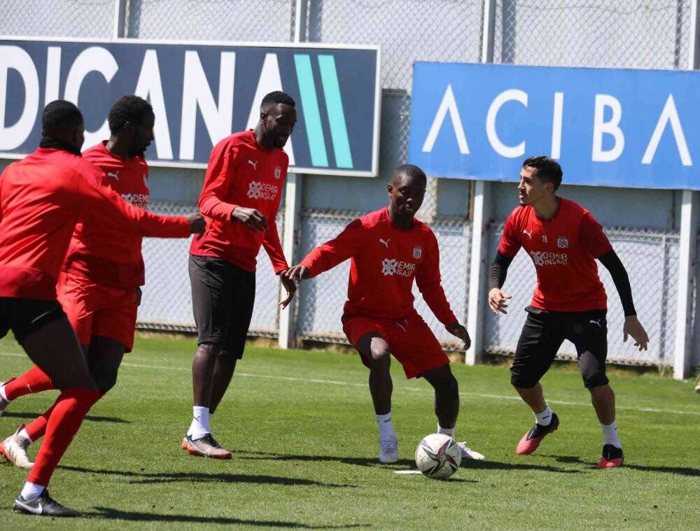 Sivasspor, Başakşehir maçına hazır