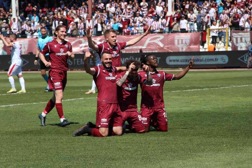 Spor Toto 1. Lig: RH Bandırmaspor: 3 - Boluspor: 0