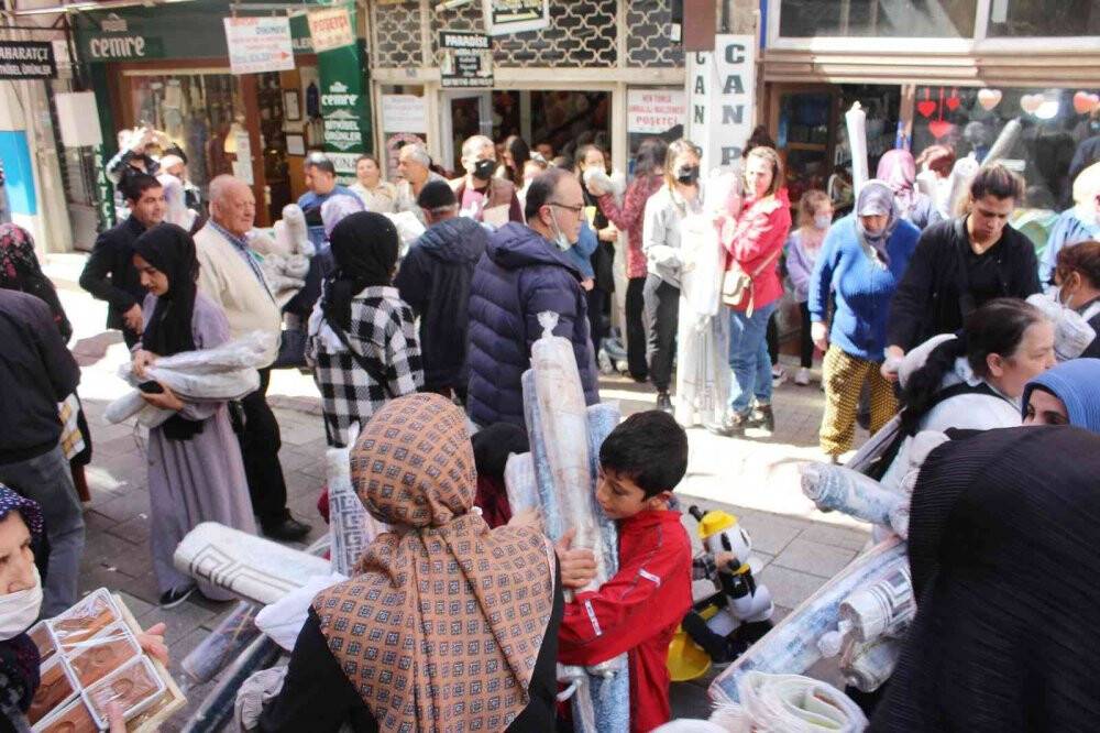 Tekirdağ’da indirim izdihamı