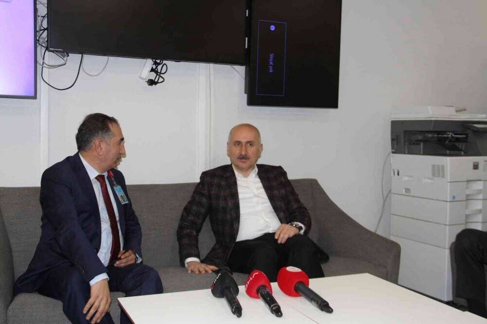 Ulaştırma Bakanı Adil Karaismailoğlu’ndan İstanbul’daki toplu ulaşım zammına eleştiri