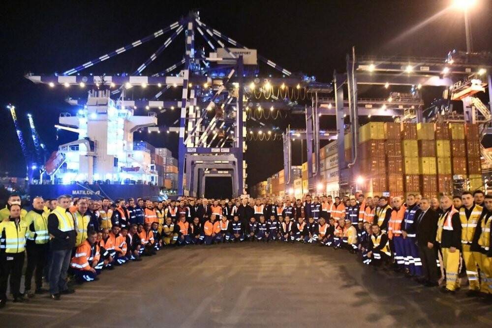 Bakan Karaismailoğlu:  'Bu yılki hedefimiz 250 milyar ton'