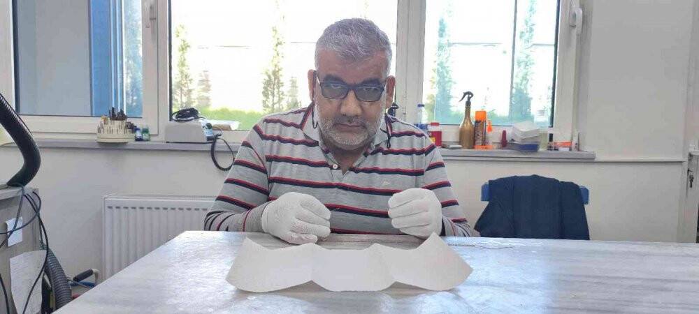 Bu tespihin fiyatı dudak uçuklatıyor