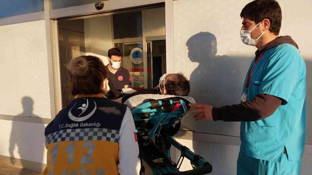 Çöp konteynerinin arkasına sığınarak ölümden kurtuldu